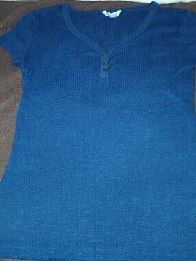 Pre-loved Girl's Blue Short-Sleeve Henley T-Shirt